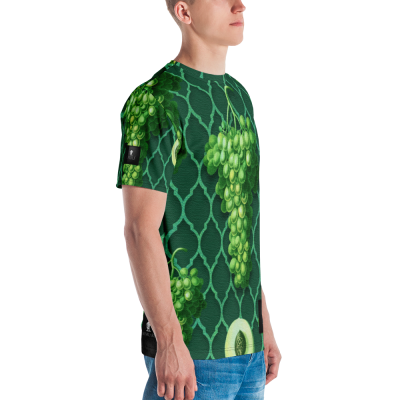 Royal emerald green men’s t-shirt with medieval pattern