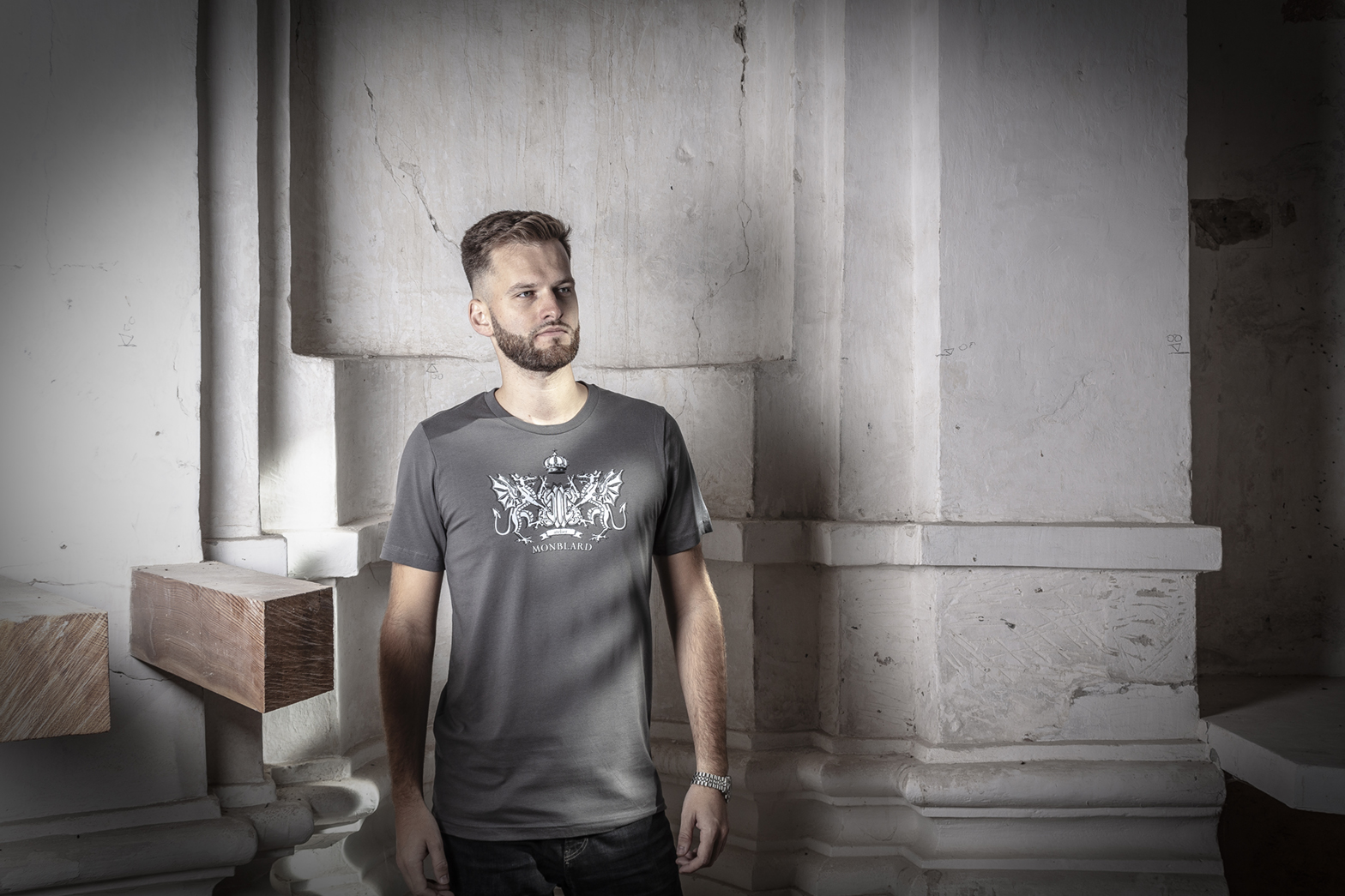 medieval luxury men t-shirt, dragon, heraldry, erb, firenze, italian style