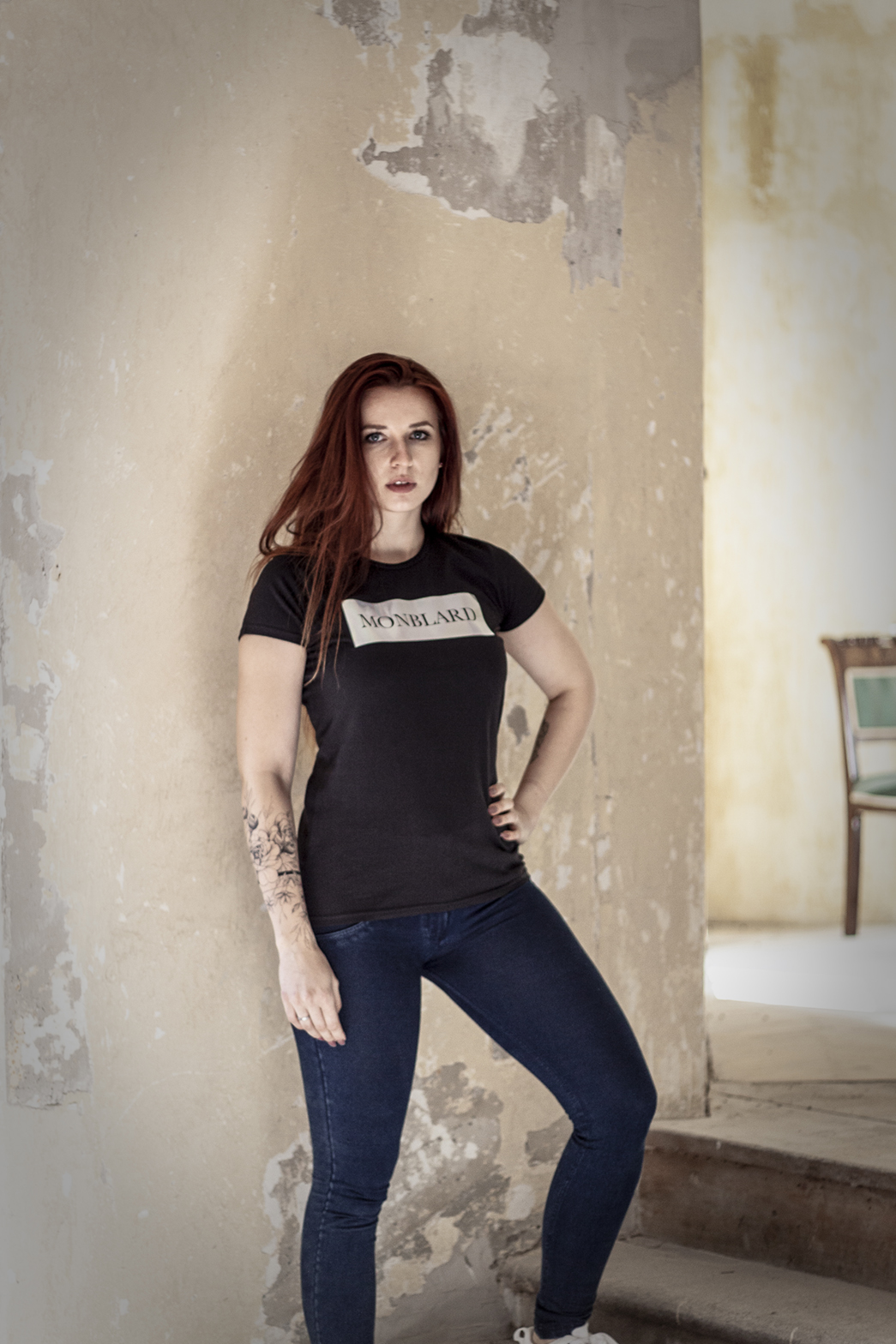Monblard holographic silver luxury woman t-shirt black