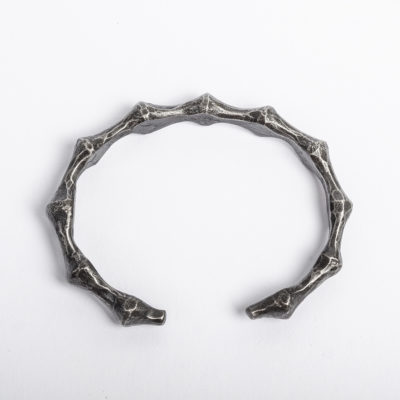Prehistoric warrior, bracelet, Size I.
